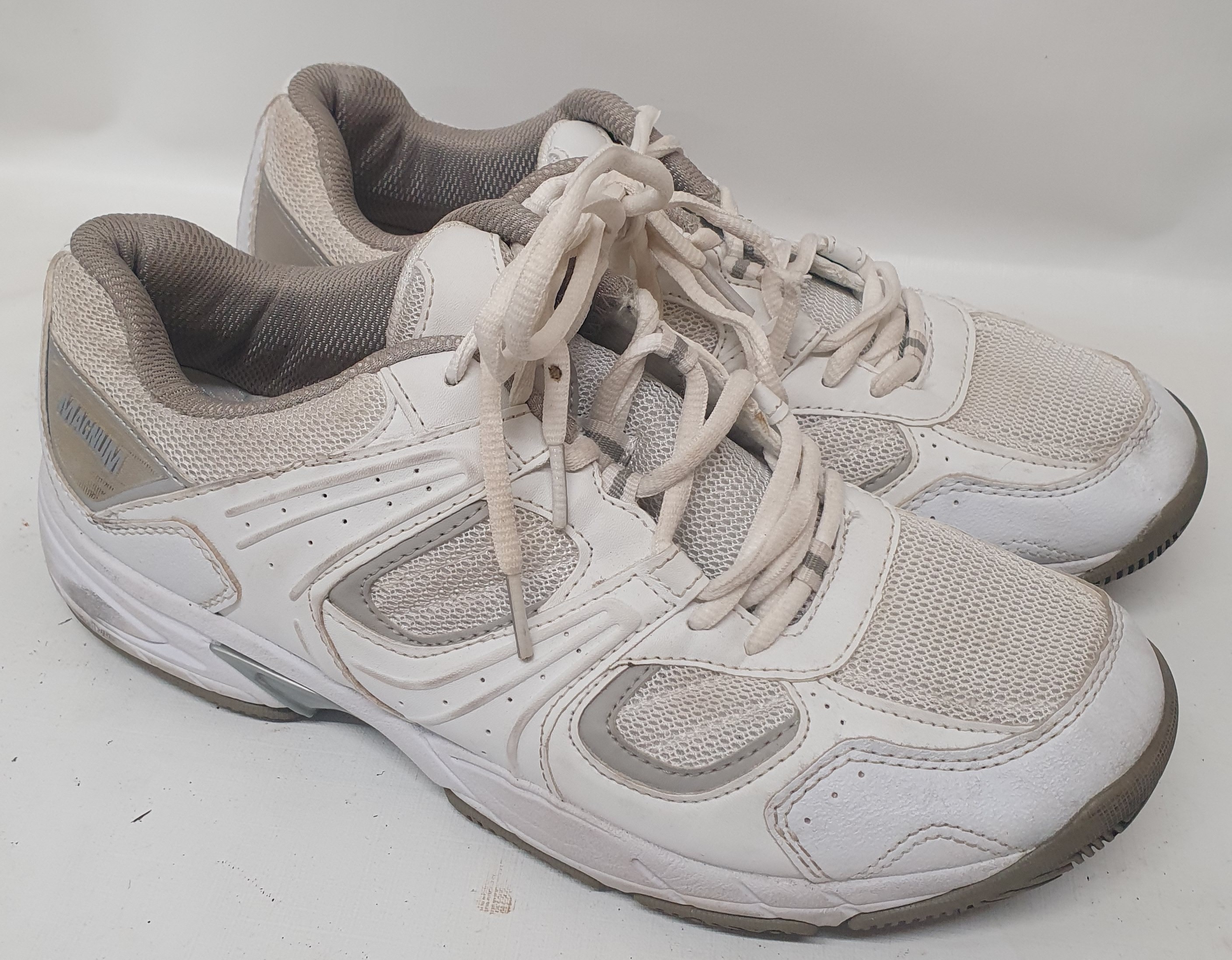 Magnum Trainers White